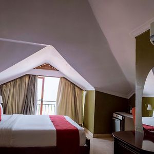 Deluxe Junior Suite